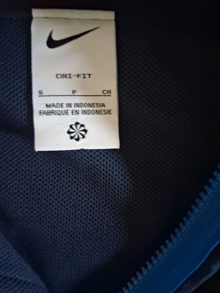 Giubbino Nike blu e nero