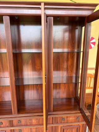 Vitrina madera 150x210cm