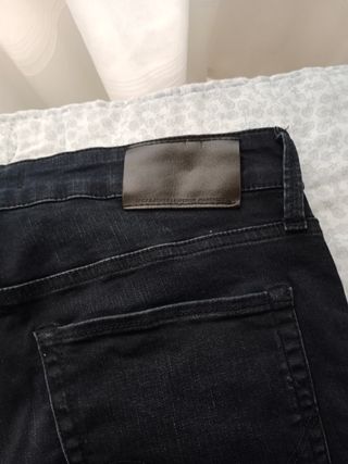 Pantalón Jack Jones talla 34.