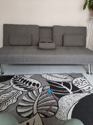 Sofá  cama dos plasa sin uso por 180