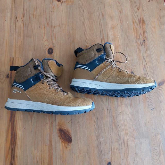 Botas montaña Quechua marrón, talla 35