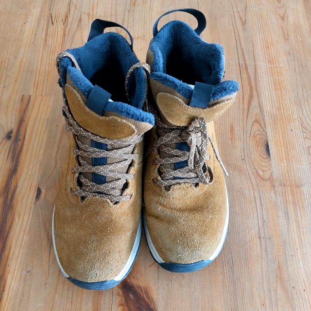 Botas montaña Quechua marrón, talla 35