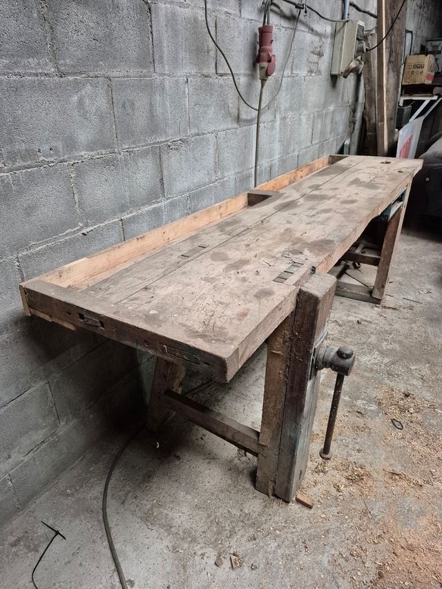 Banco carpintero antiguo