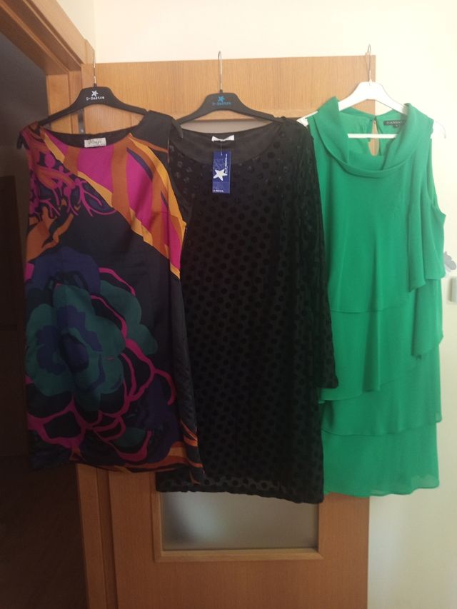 3 Vestidos: Multicolor, Verde