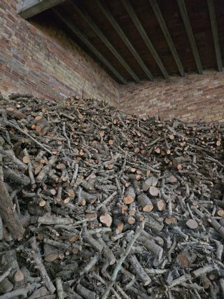 🔥 Leña de frutales, ¡Ideal para chimenea! 🌳
