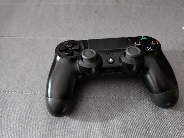 2 Mandos PS4 (PlayStation 4) negros