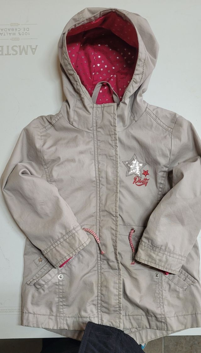 Chaqueta chubasquero niña 3 años