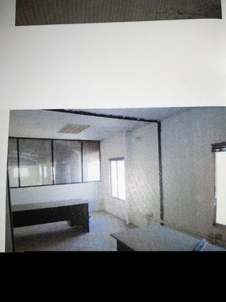 Nave industrial - 2 calles posibilidad de división