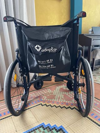 Silla de ruedas VERMEIREN, ancho especial.