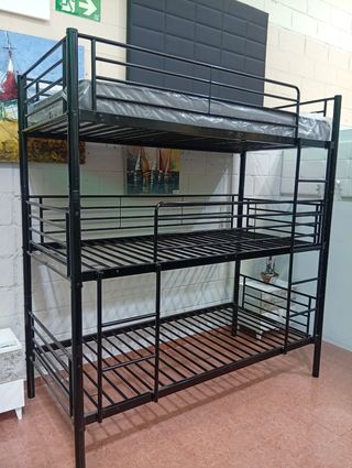 Litera triple metálica negra