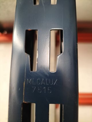 ESTANTERIAS DE  MEDIA CARGA MECALUX