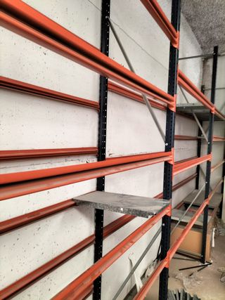 ESTANTERIAS DE  MEDIA CARGA MECALUX