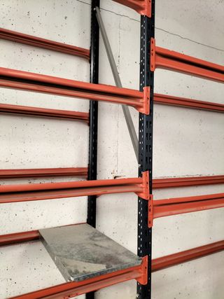 ESTANTERIAS DE  MEDIA CARGA MECALUX