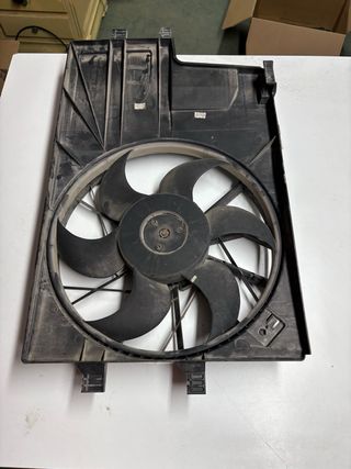 Electroventilador Mercedes clase A 140 1685000193