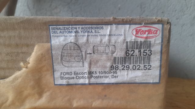 Foco trasero Ford Escort