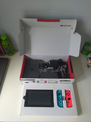 Nintendo Switch 
