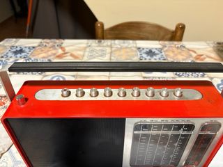 Radio INTER antigua roja. ÚNICA!!! Vintage. Retro.