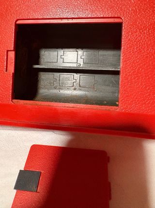 Radio INTER antigua roja. ÚNICA!!! Vintage. Retro.