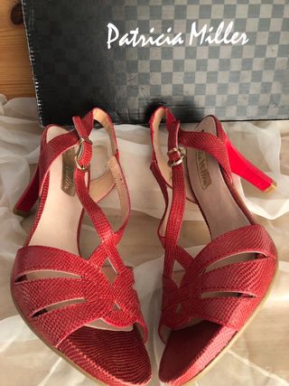 Sandalias de piel de Patricia Miller 