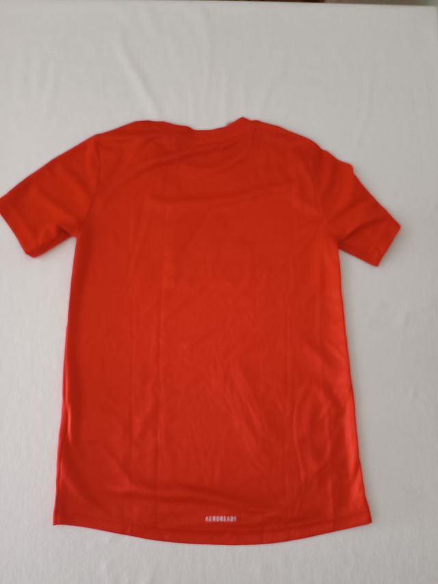 camiseta adidas de niño talla 140