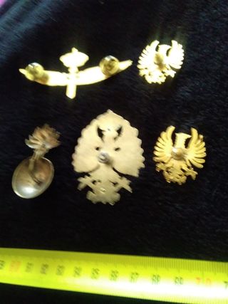 Lote de insignias ejército