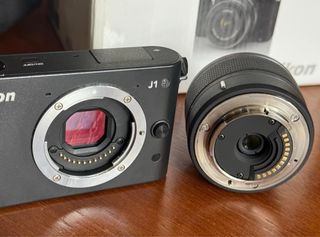 Nikon 1 J1 - Cámara sin espejo