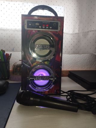 Altavoz Bluetooth Bluegood con Micrófono 