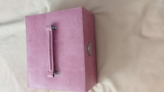 Joyero con muchos departamentos