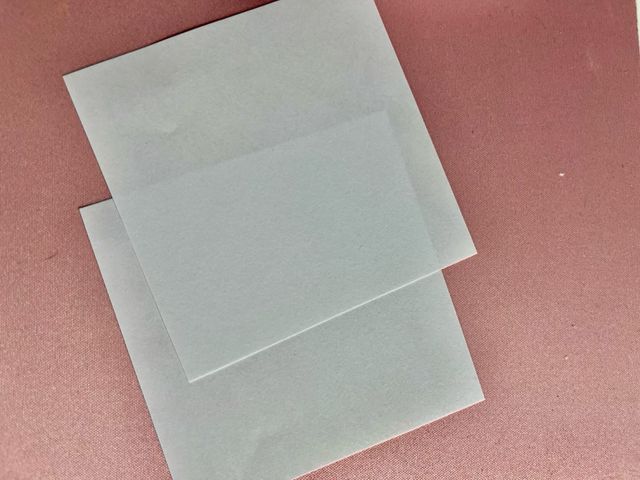 Grapadora sin grapas.
