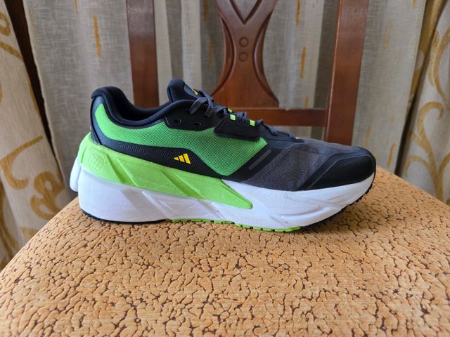 Adidas ADISTAR CS M n43 en muy buen estado