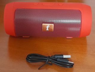 Charge Mini Altavoz Bluetooth portátil