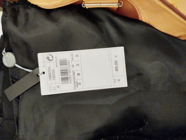 Falda negra Amitie seda