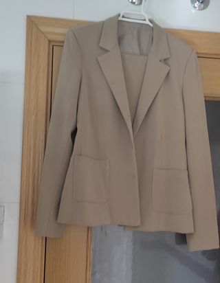 Traje de americana y pantalón talla 42