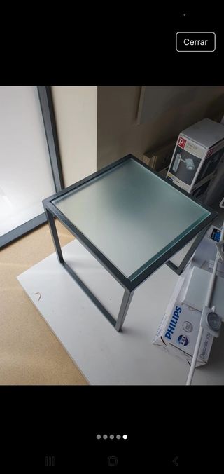 Mesa auxiliar metal expositora