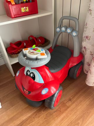 Correpasillos coche infantil rojo
