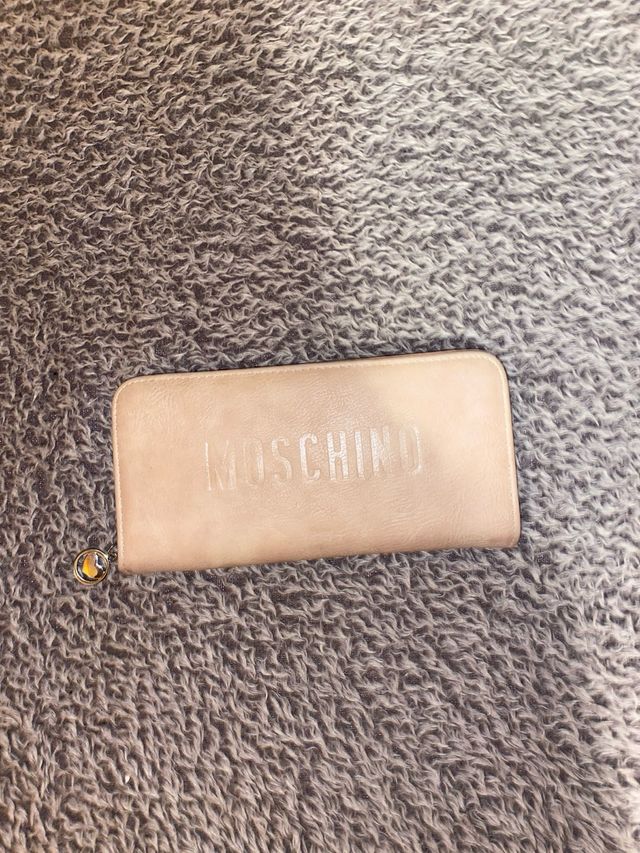 Portafoglio Moschino beige
