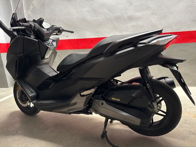 Honda Forza 125