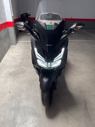 Honda Forza 125