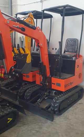 MINI EXCAVADORA JPC KV12