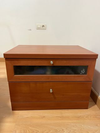 mesitas de noche marrones