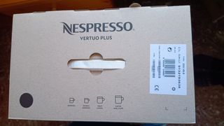 Cafetera Nespresso Vertuo Plus mod. DeLonghi negra