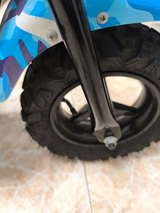 Moto eléctrica de niño