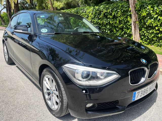 BMW Serie 1 118d 3p. 143 CV manual.