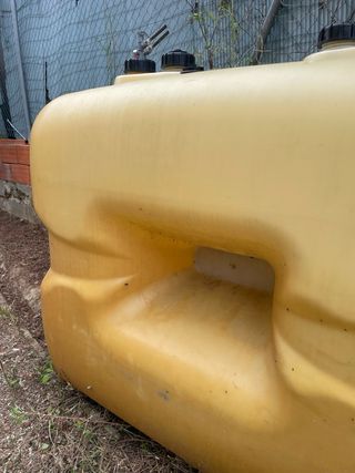 Tanque para gasoil de 1000 litros en buen estado