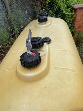 Tanque para gasoil de 1000 litros en buen estado