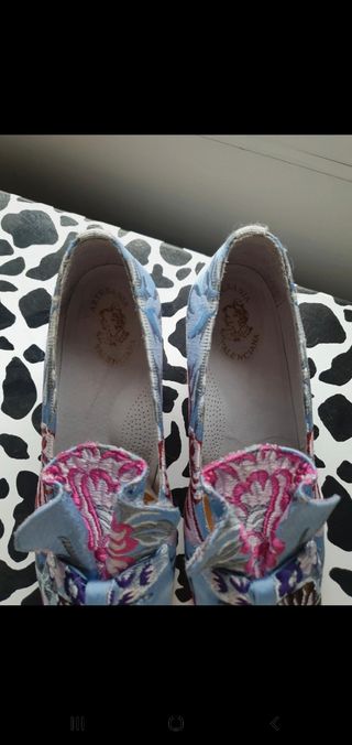 Zapatos de fallera azules