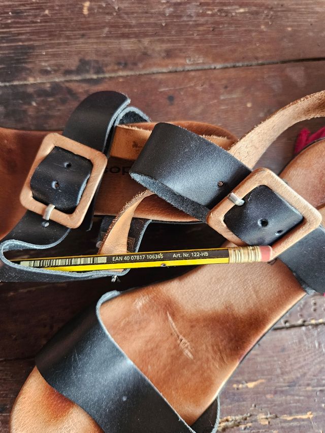 Sandalias Díez dedos negras y marrones