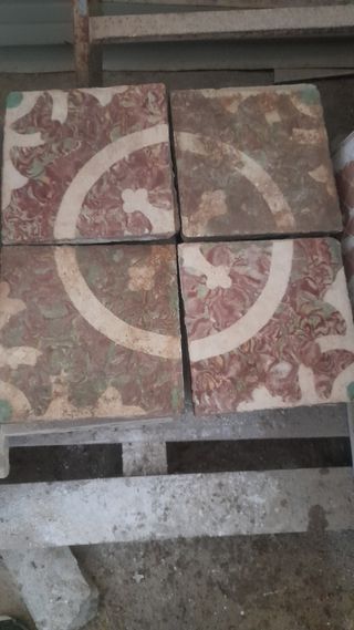 Lozas hidráulicas antiguas