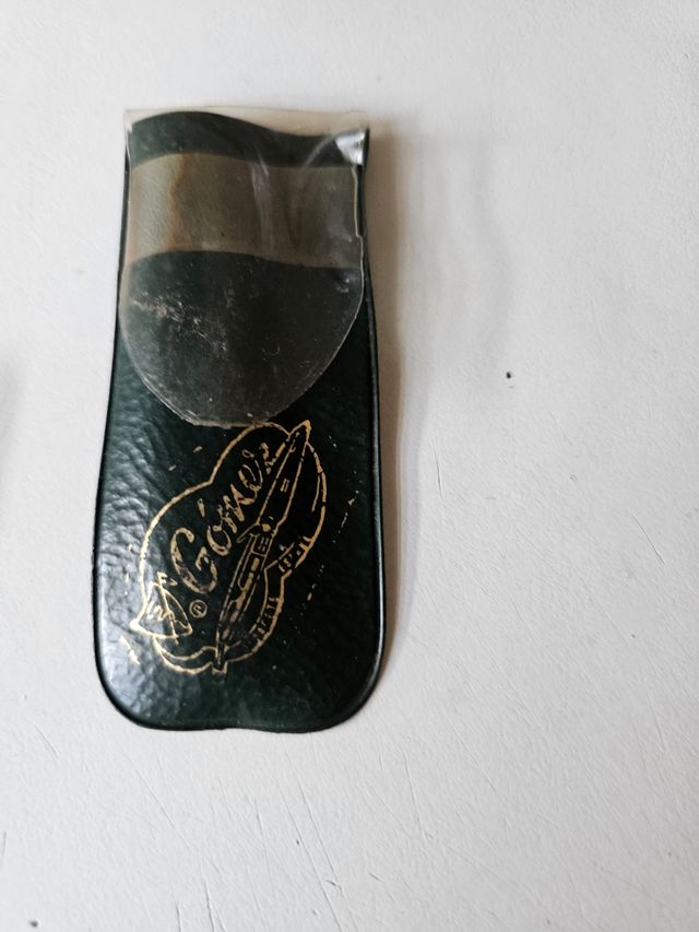 Antigua con estuche Gomez