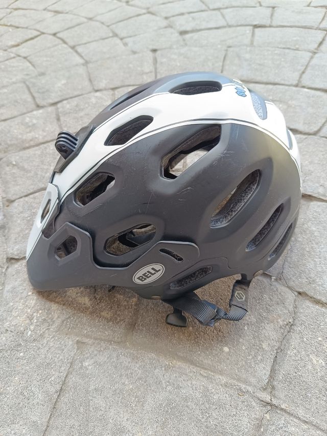 Casco Bell MTB con poco uso